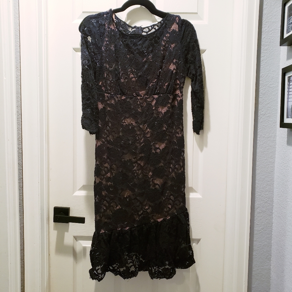 Ingrid & Isabel maternity dress